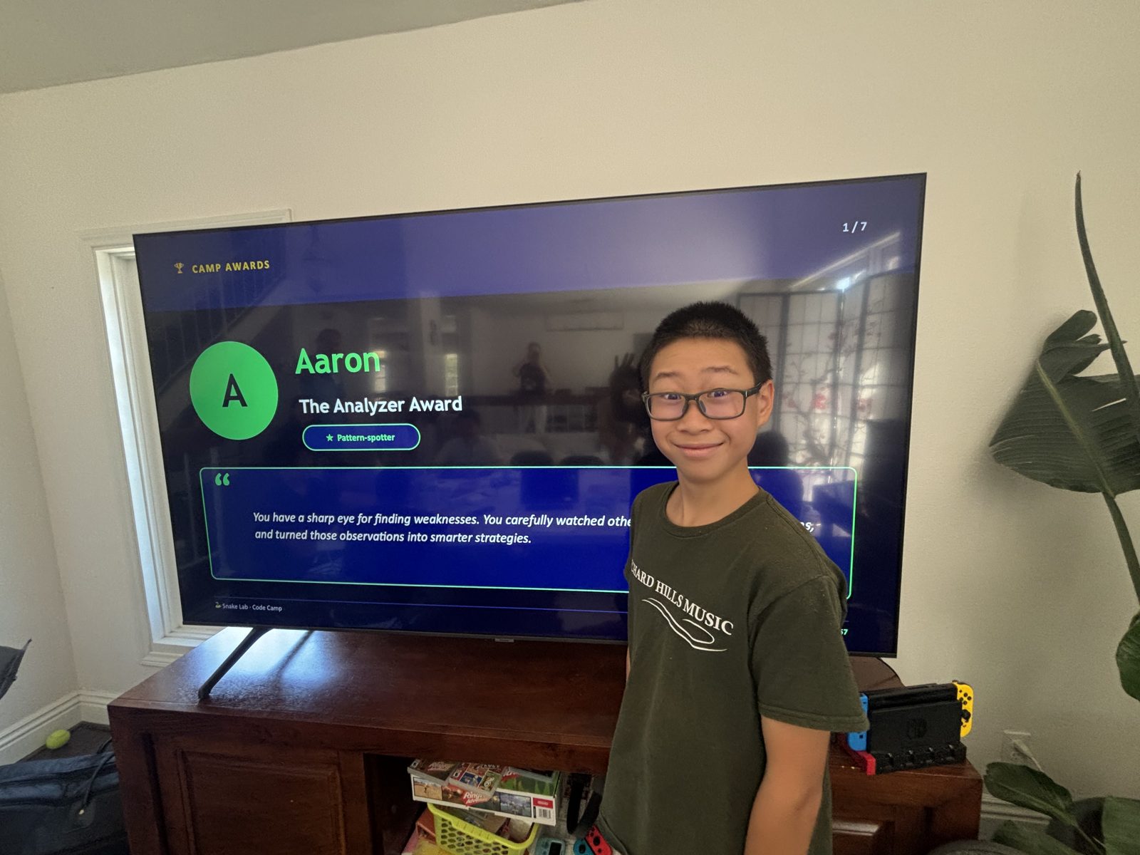 Aaron receiving The Analyzer Award